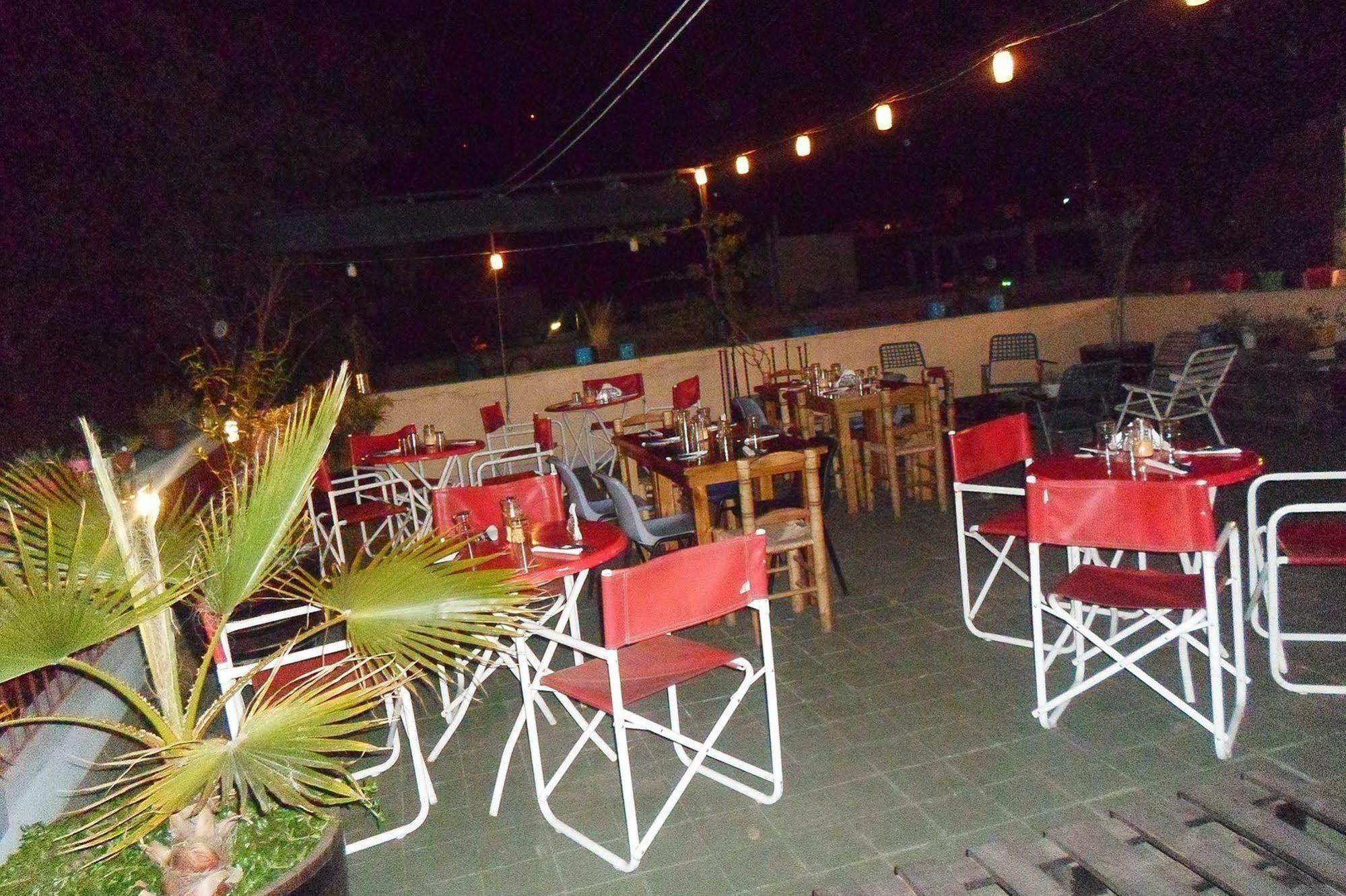 Hostal Confluencia Mendoza Zewnętrze zdjęcie